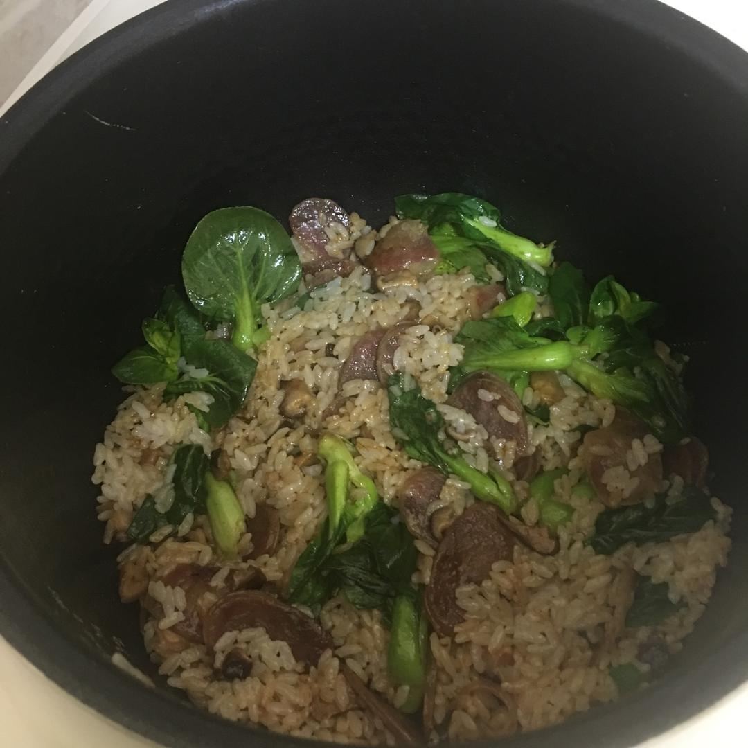 电饭锅版香菇腊肠饭