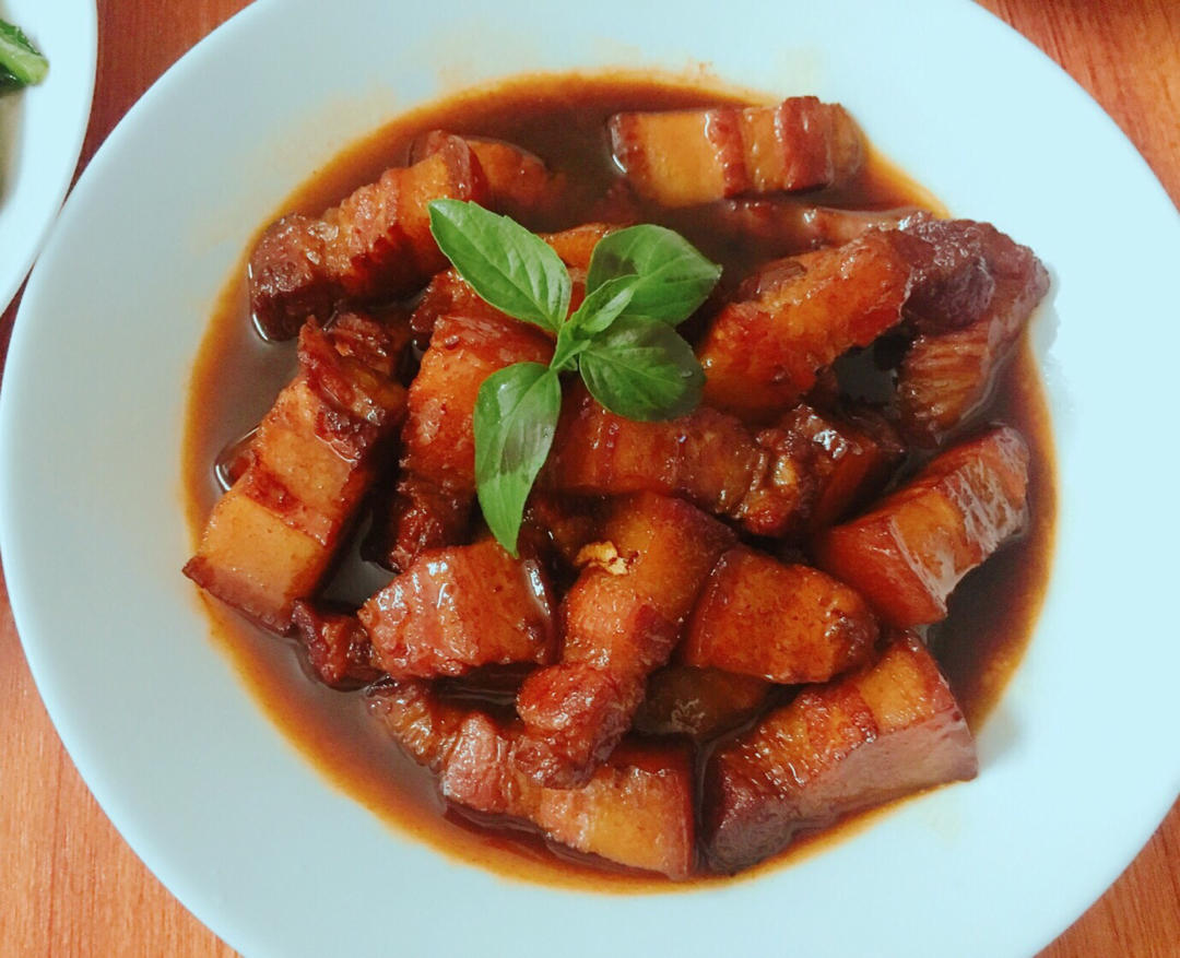 不焯水不放油的家常红烧肉