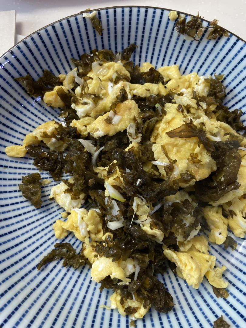 地皮菜炒鸡蛋