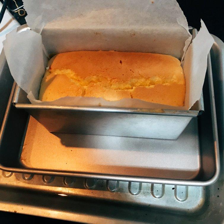 堪比柯基屁股
爆浆芝士🧀古早蛋糕