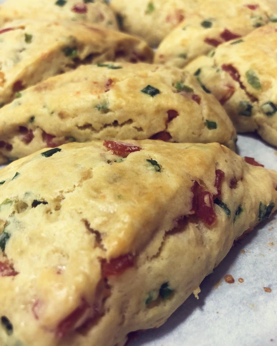 超级好吃的咸味司康Savoury Scones