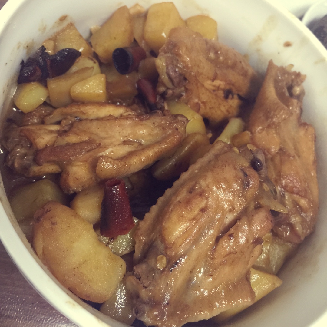 土豆炖鸡翅（快手零失败）