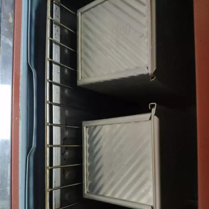 营养丰富的黑芝麻小吐司