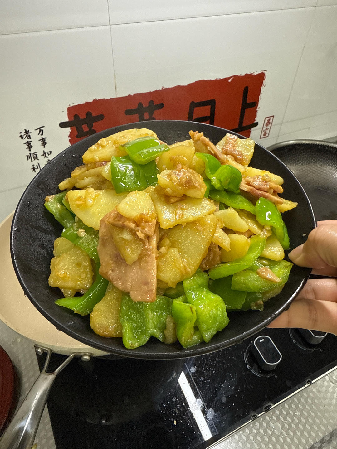 土豆片炒火腿肠