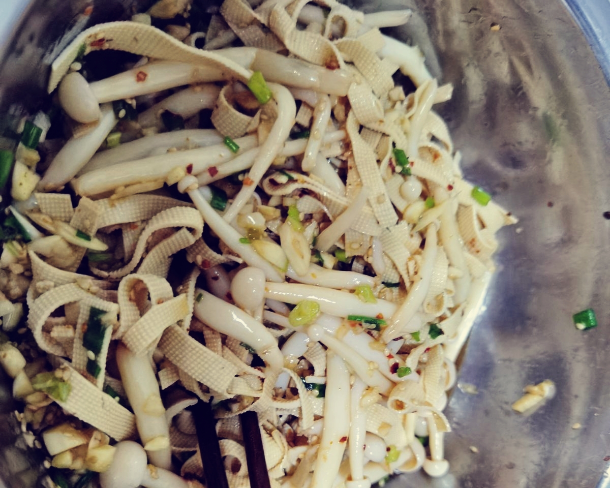 家常凉拌菜-菌菇类+豆皮
