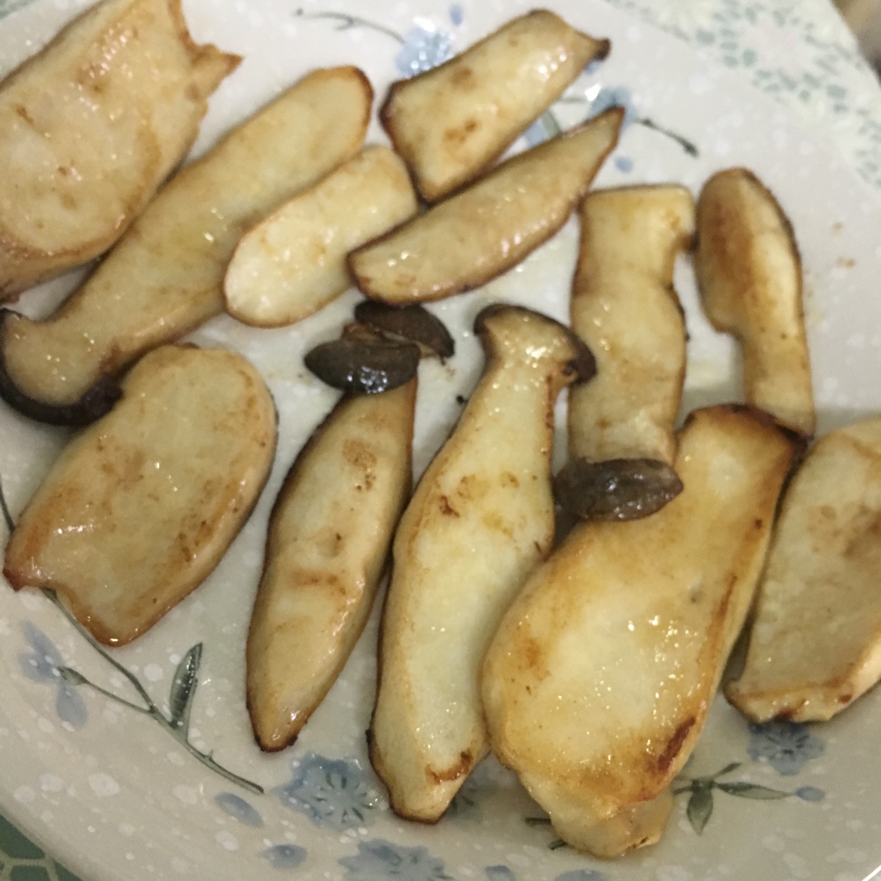 黄油煎松茸