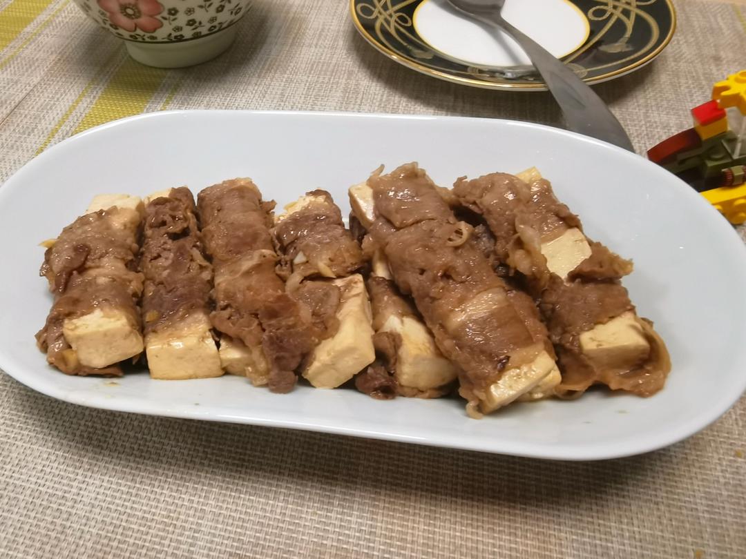 酱汁浓郁～好吃又美味！肥牛豆腐卷～绝了