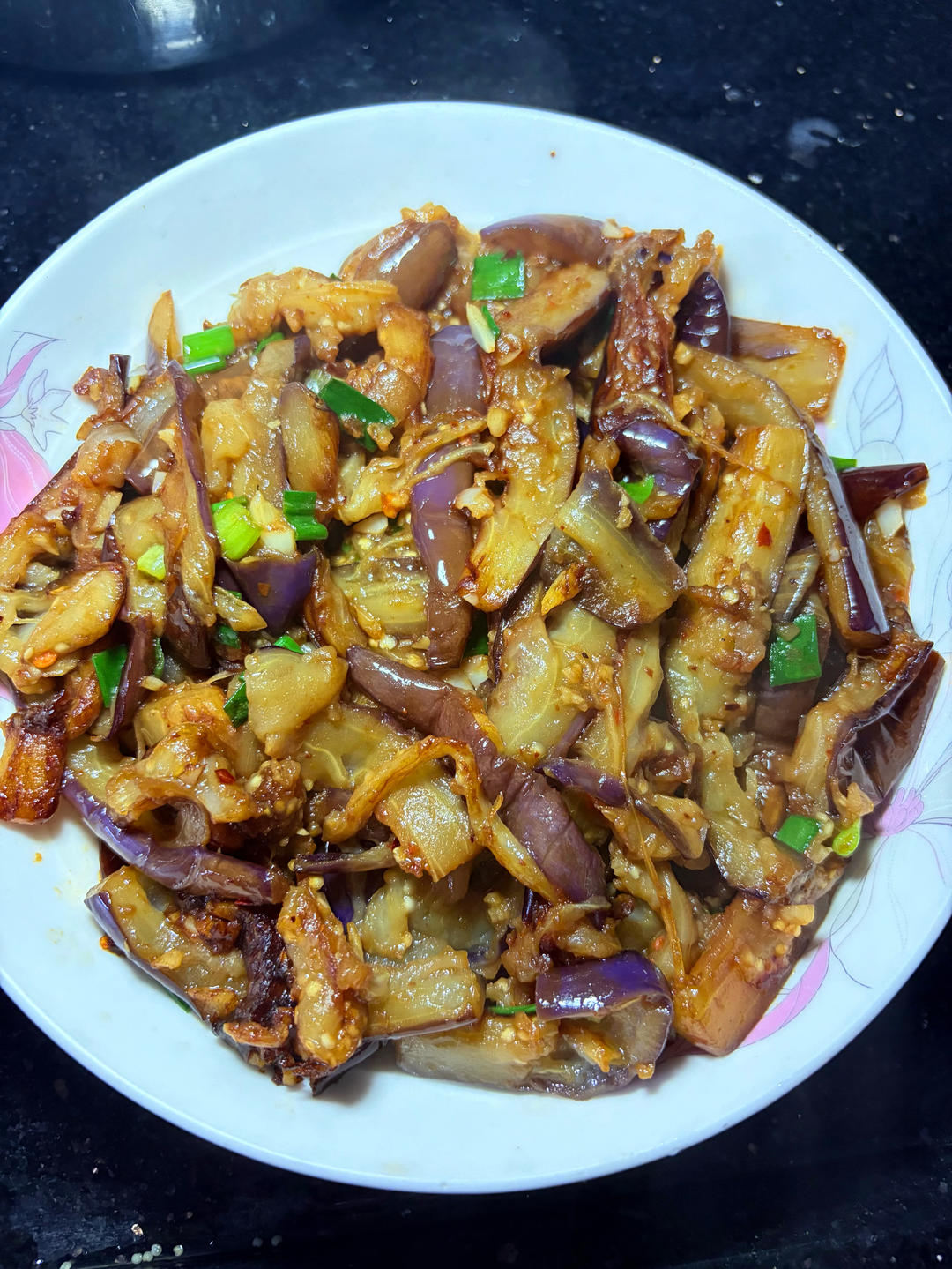 茄子不用油炸，这样简单一煎，鲜香四溢超级下饭
