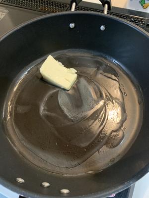 黑奶茶味雪花酥的做法 步骤2