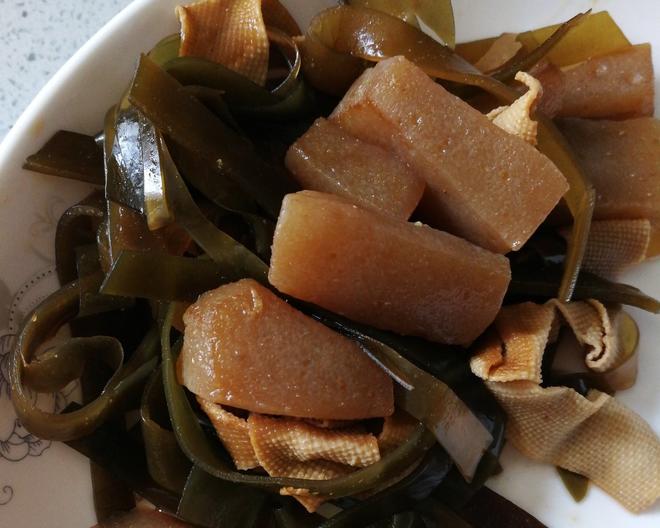 卤海带，豆腐皮，魔芋丝的做法