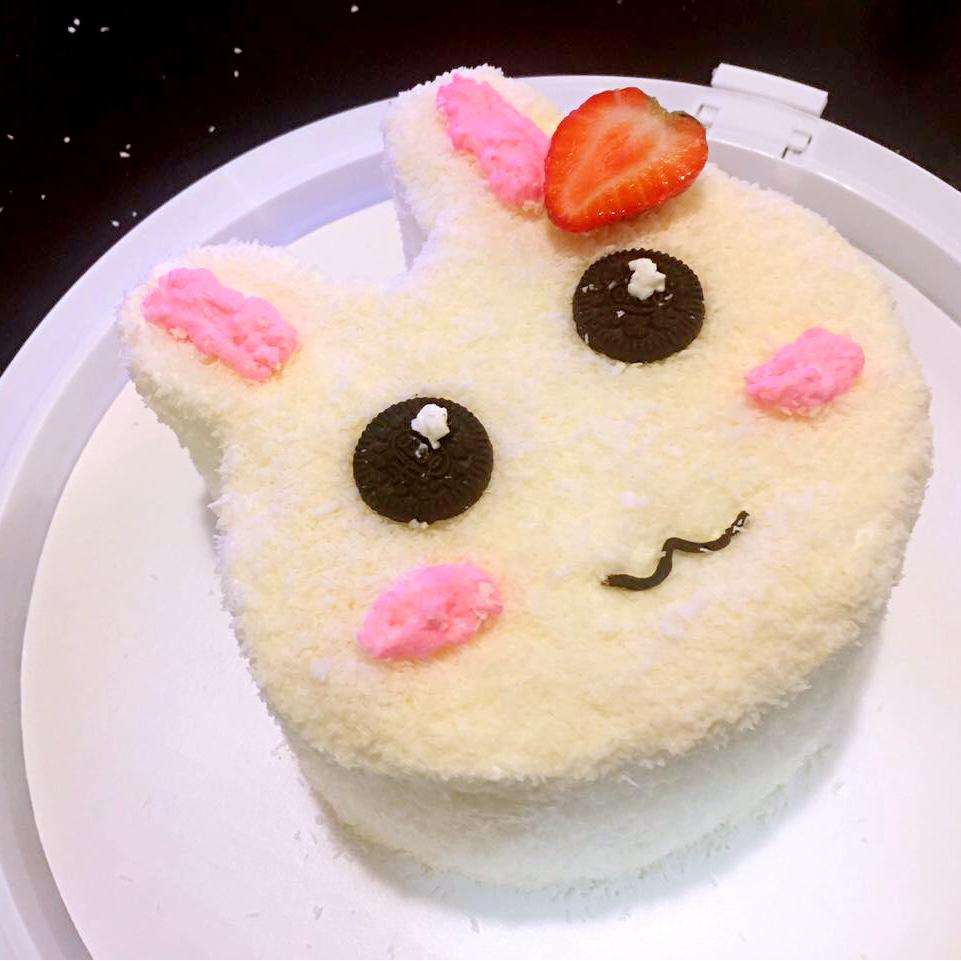 椰蓉小兔子奶油蛋糕
