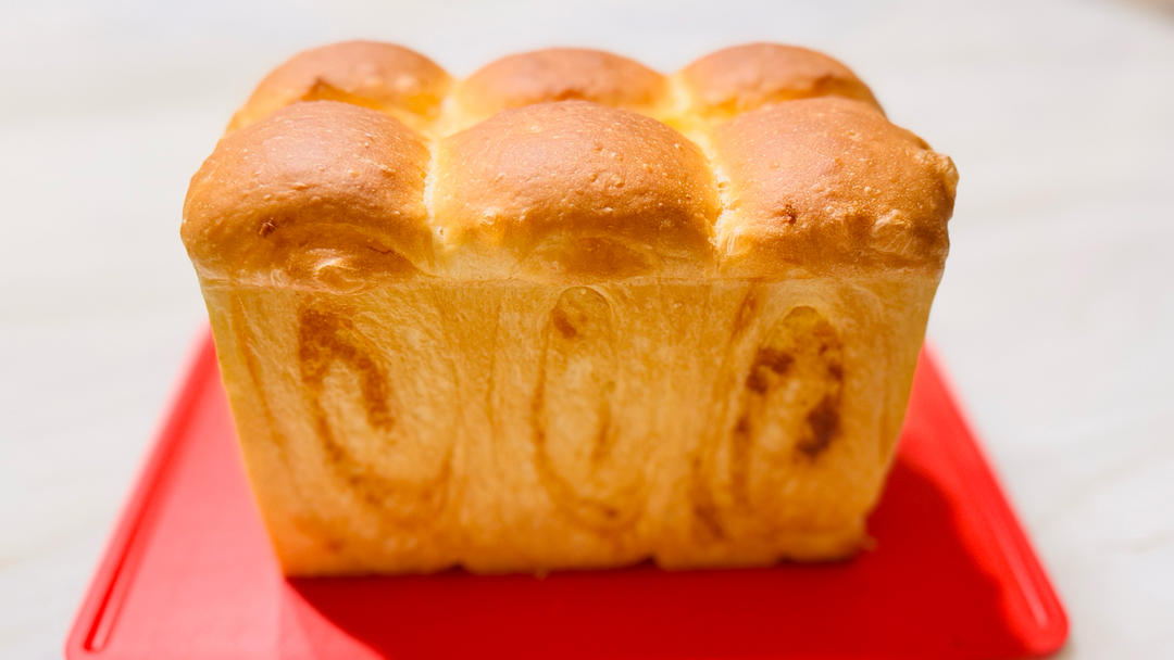 顶级黄金椰蓉吐司