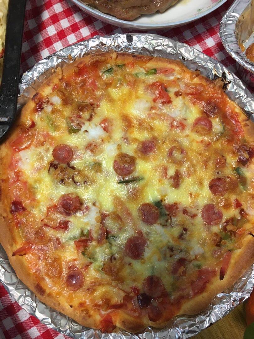 【15分钟快手早餐】秒杀必胜客尊宝的台式香肠青椒披萨