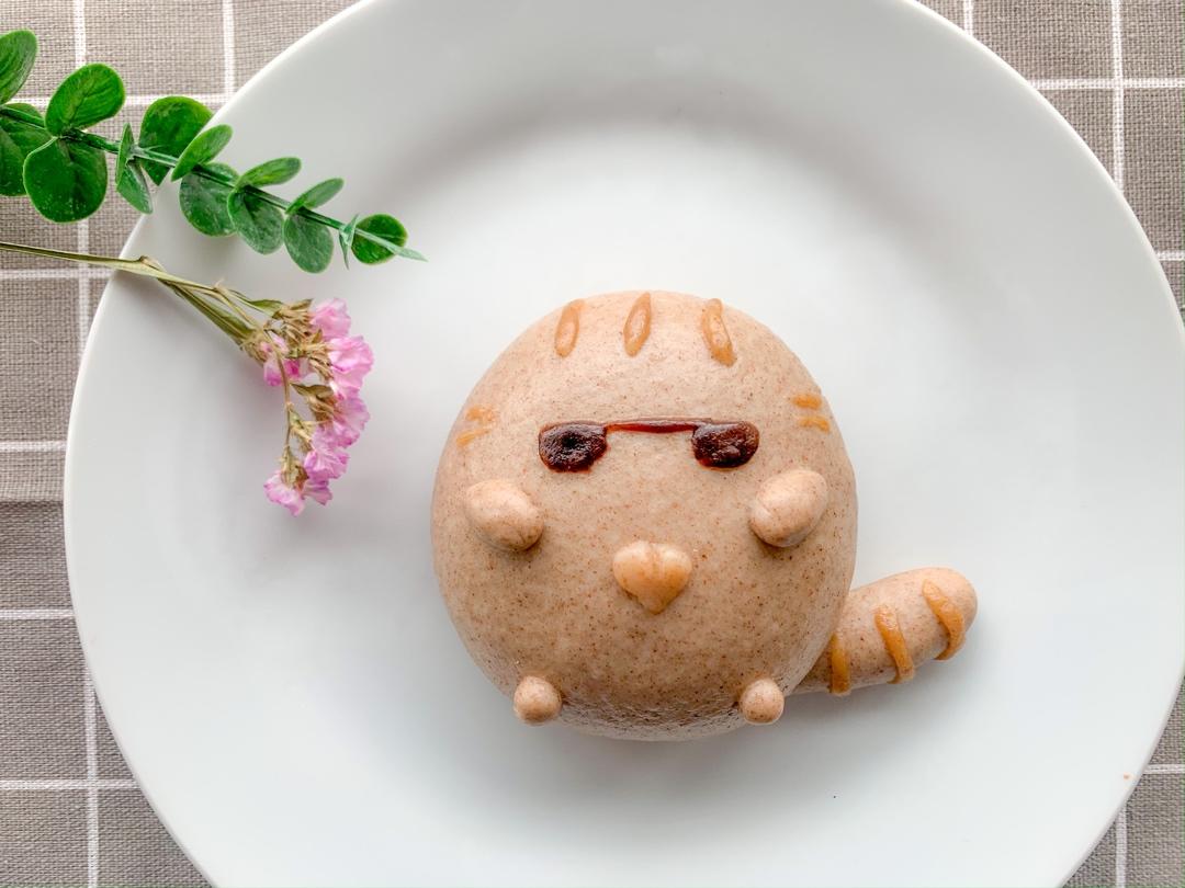 黑小麦卡通馒头水光肌肥猫