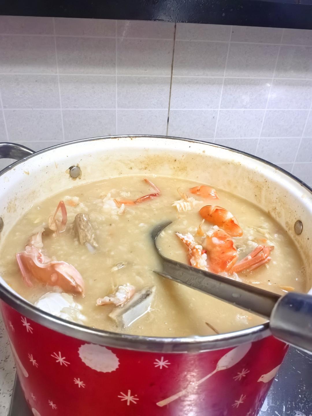 完爆大排档的潮汕砂锅虾粥！