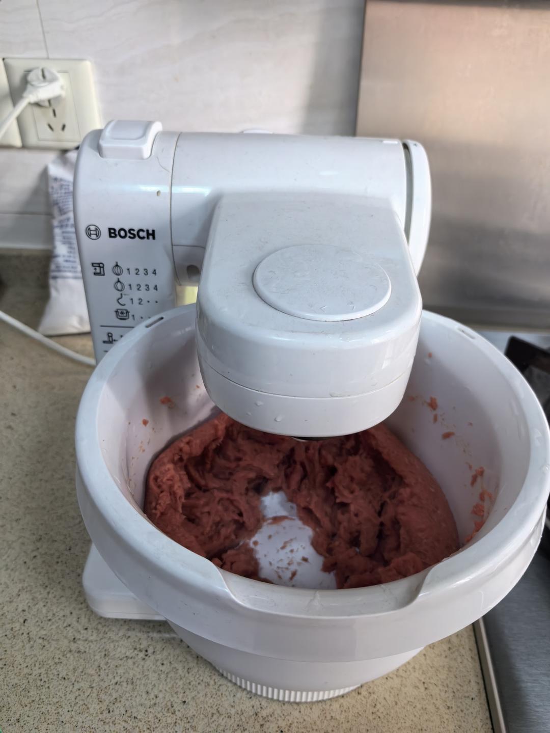 自制Q弹牛肉丸子（手打或者机器都可以尝试此配方）