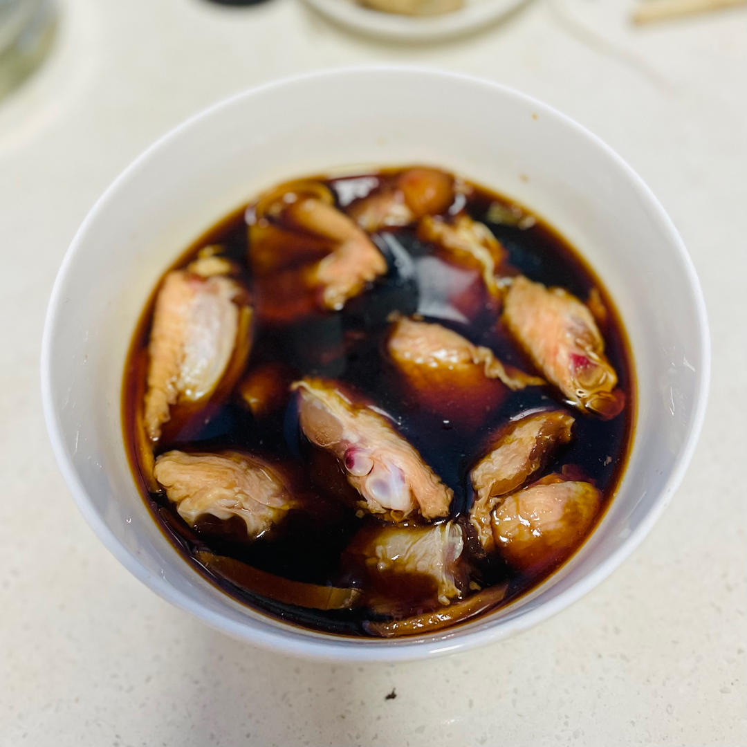 海带豆腐金针菇瘦肉汤+小米蒸肉丸+菠菜蛋羹【4月北鼎蒸炖锅食谱】