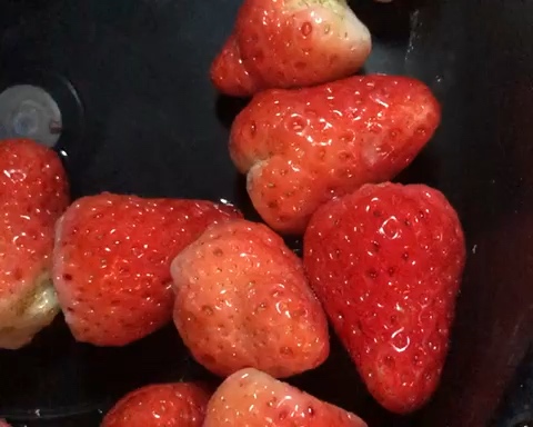 自制家庭版草莓酱🍓的做法 步骤2