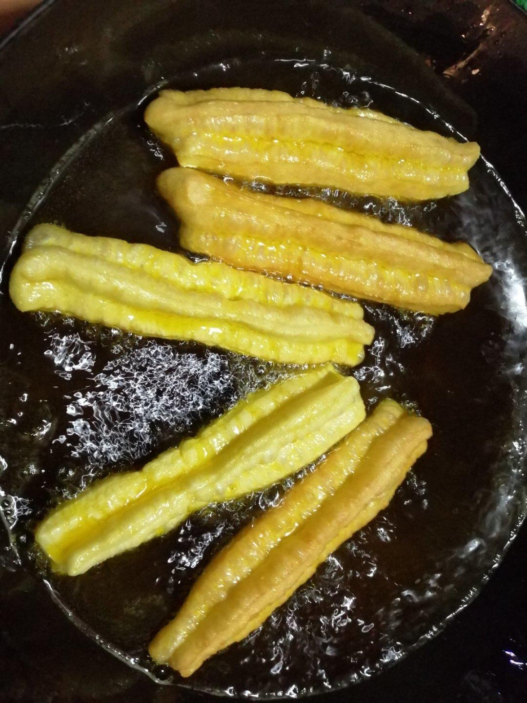 自制无泡打粉油条