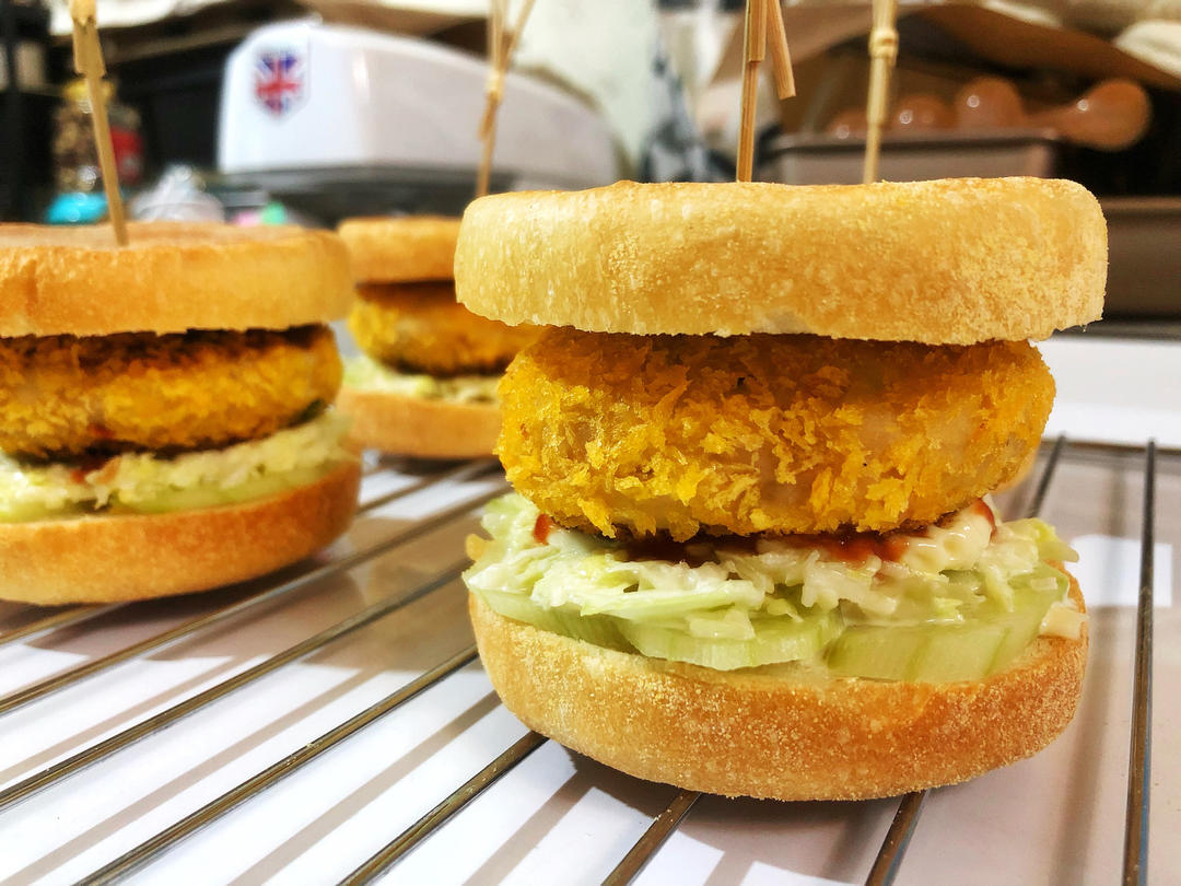 猪柳蛋麦满分 —英式玛芬胚English muffin