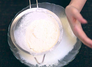 【i烘焙】柠檬汽水磅蛋糕的做法 步骤5