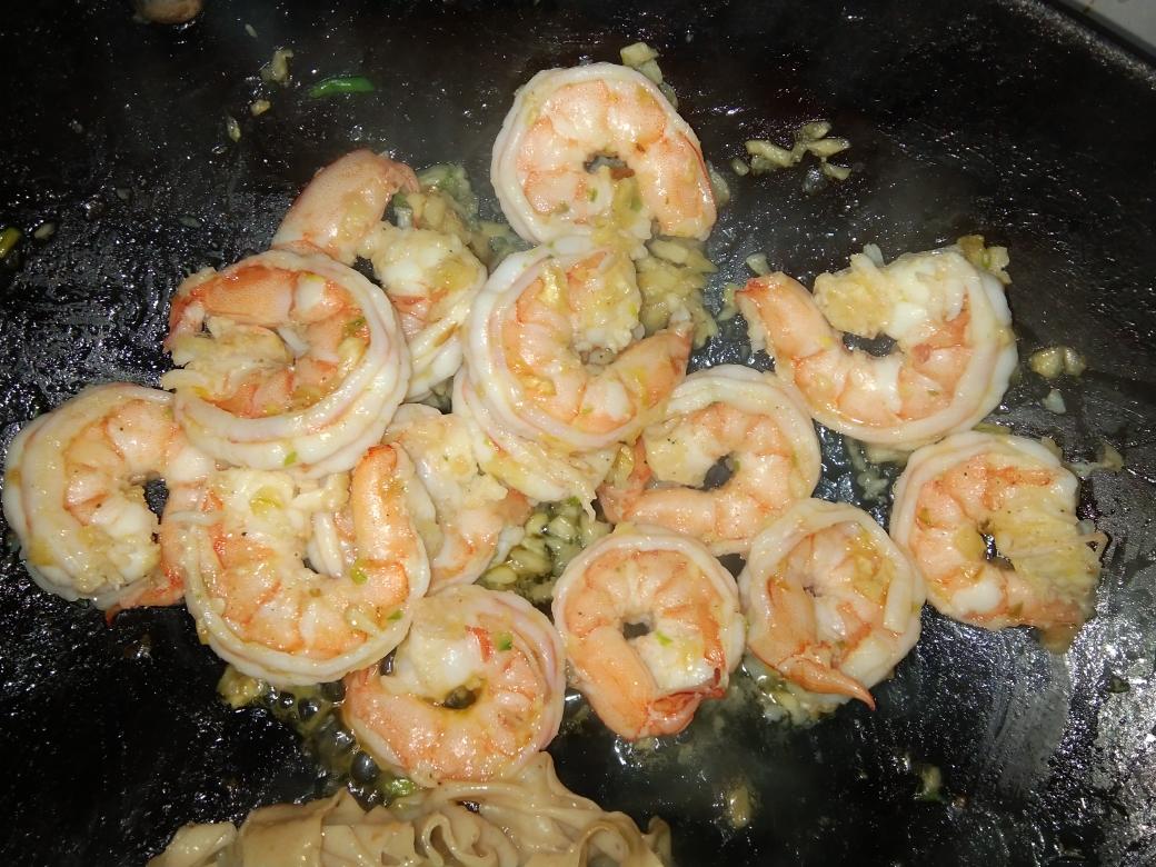 黄油蒜香大虾