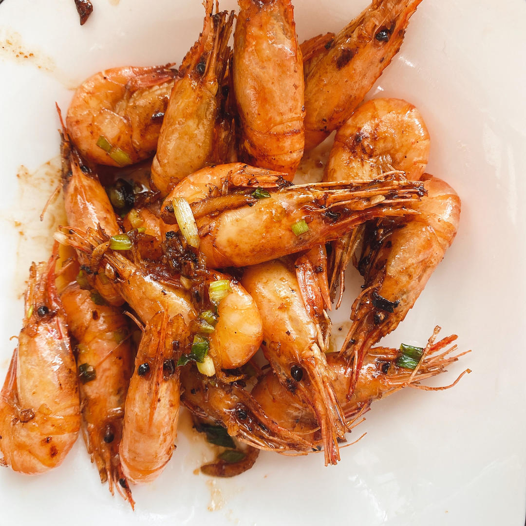 平平无奇做饭小天才2333做的老虾Ｎ兜馈 油爆虾(大头虾版)