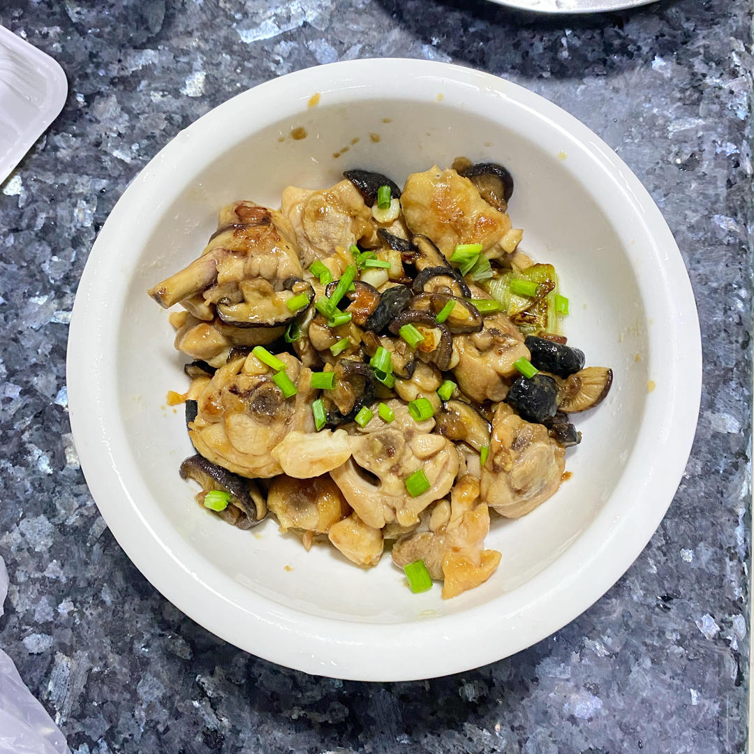 香菇滑鸡