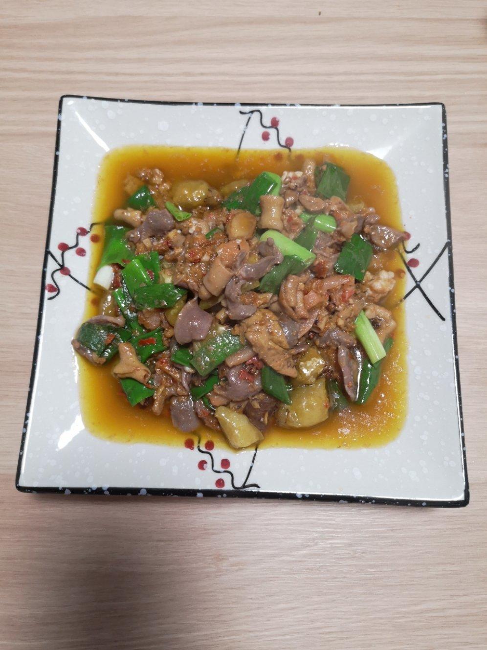 泡椒鸡杂