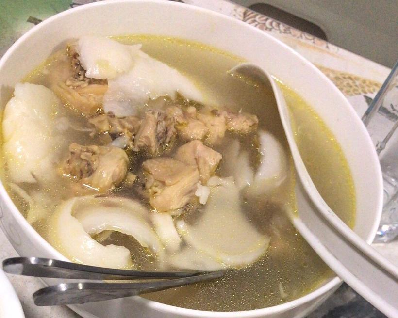 【超简单的椰子鸡的做法步骤图,怎么做好吃】廷谊做菜_下厨房