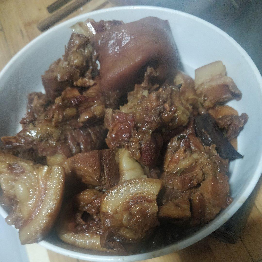 卤猪头肉