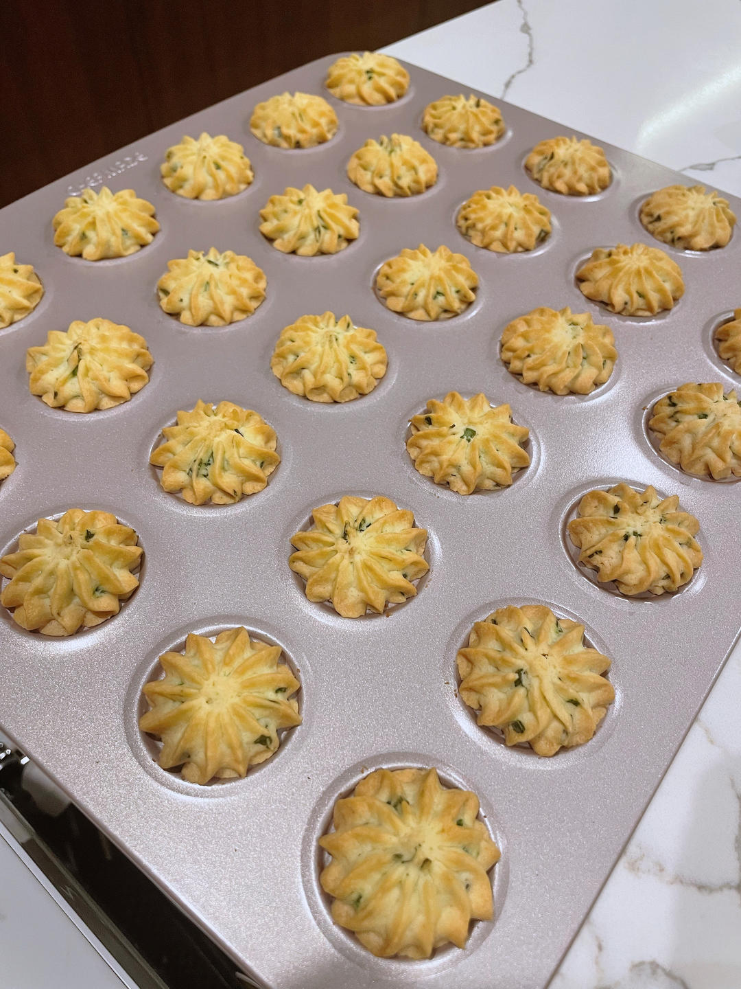 【香兰世家】偏爱咸甜口——葱香曲奇饼干