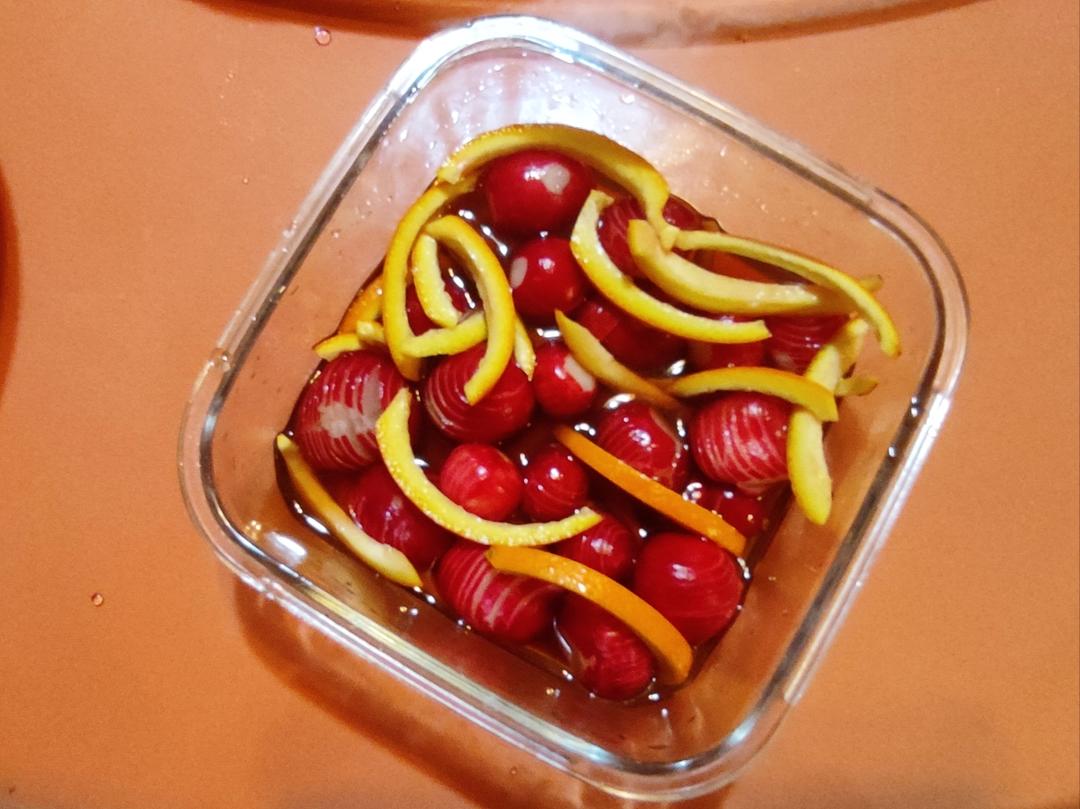 年夜饭头道菜～鸿运当头（樱桃小萝卜）