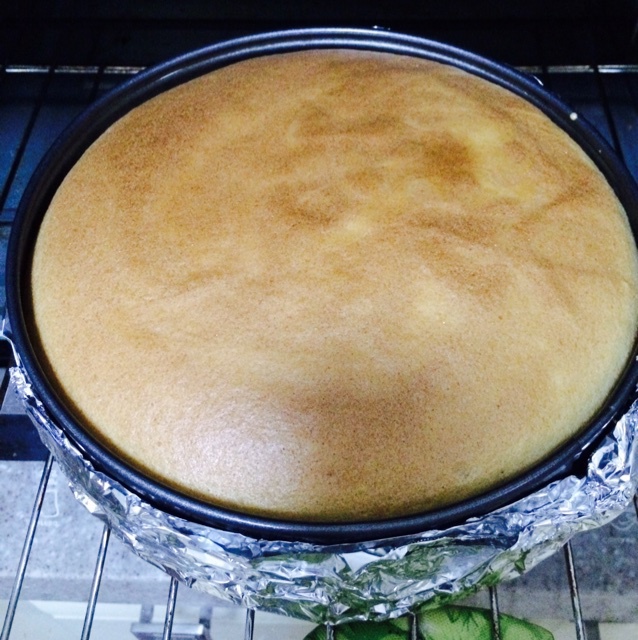 简单好做的8寸戚风蛋糕