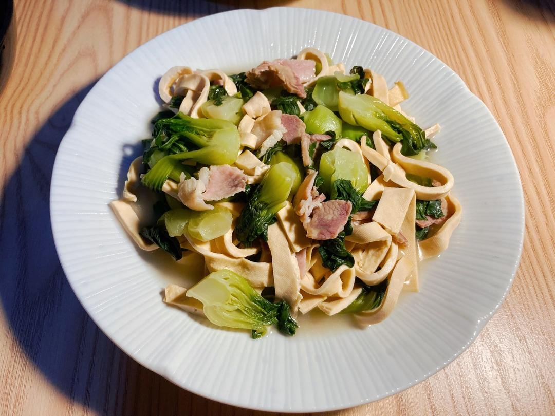 咸肉百叶小青菜《鱼米之乡》的做法