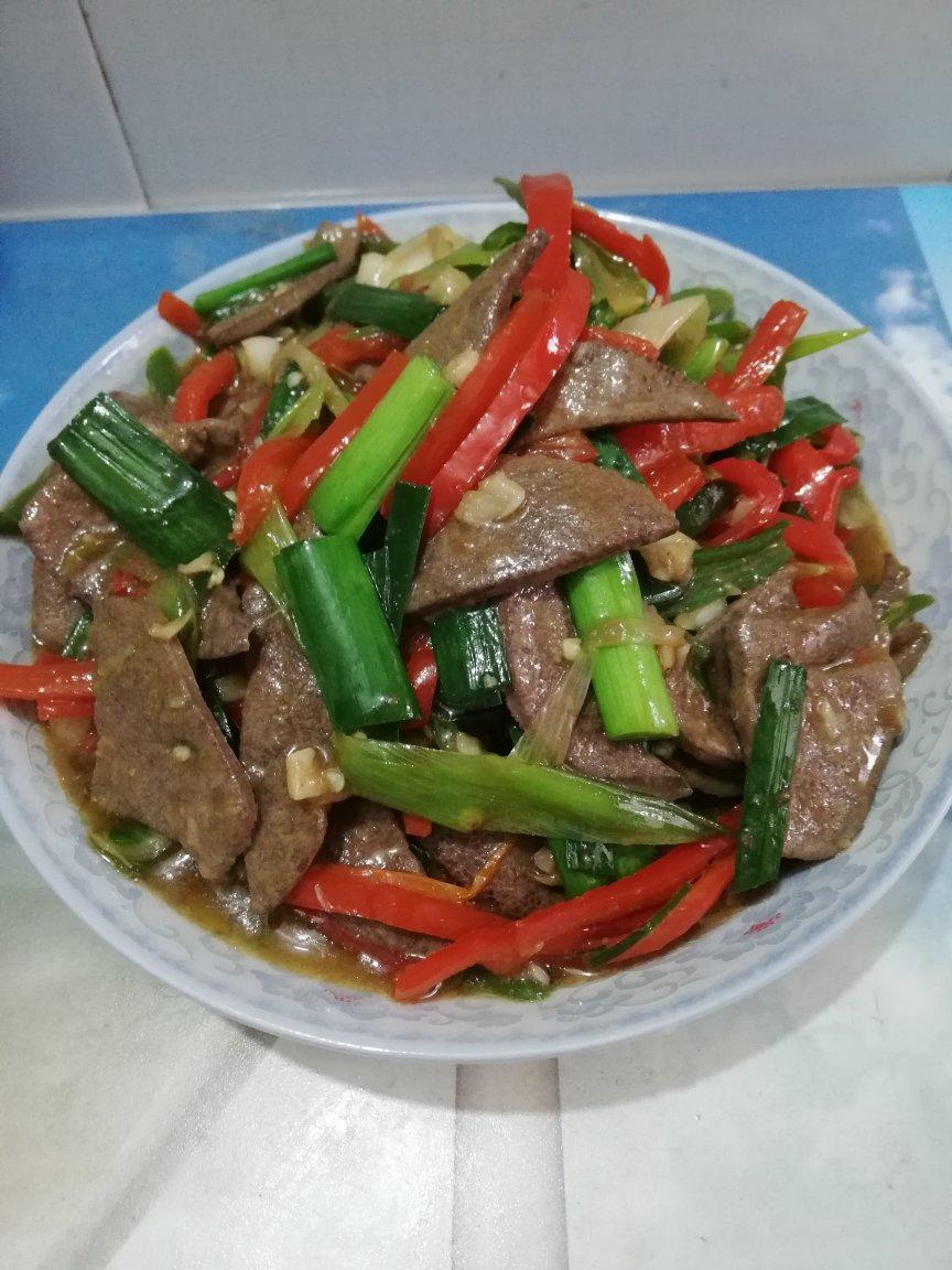 煮妇筜家做的爽滑鲜嫩的爆炒猪肝不柴不粉无腥味
