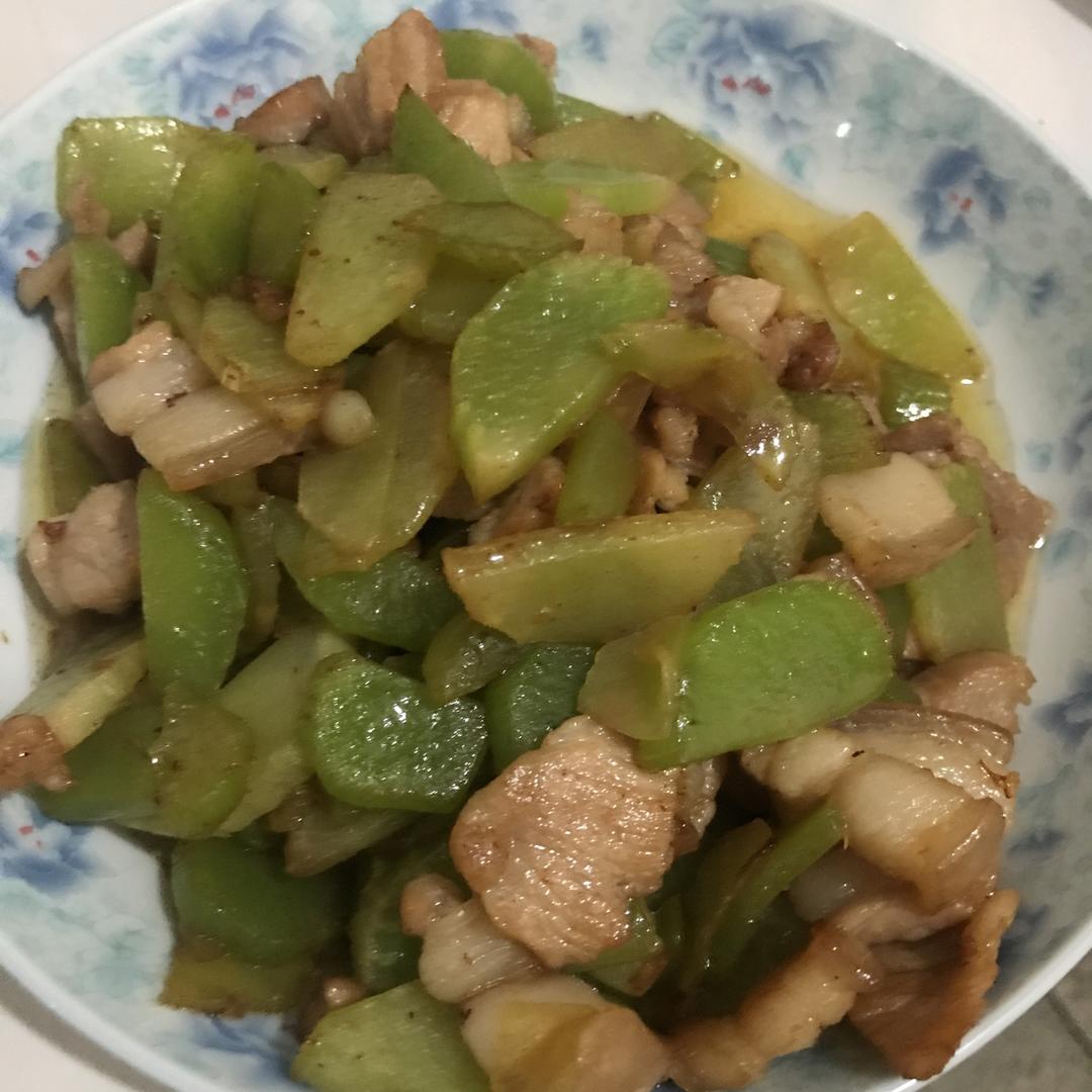 青笋炒肉