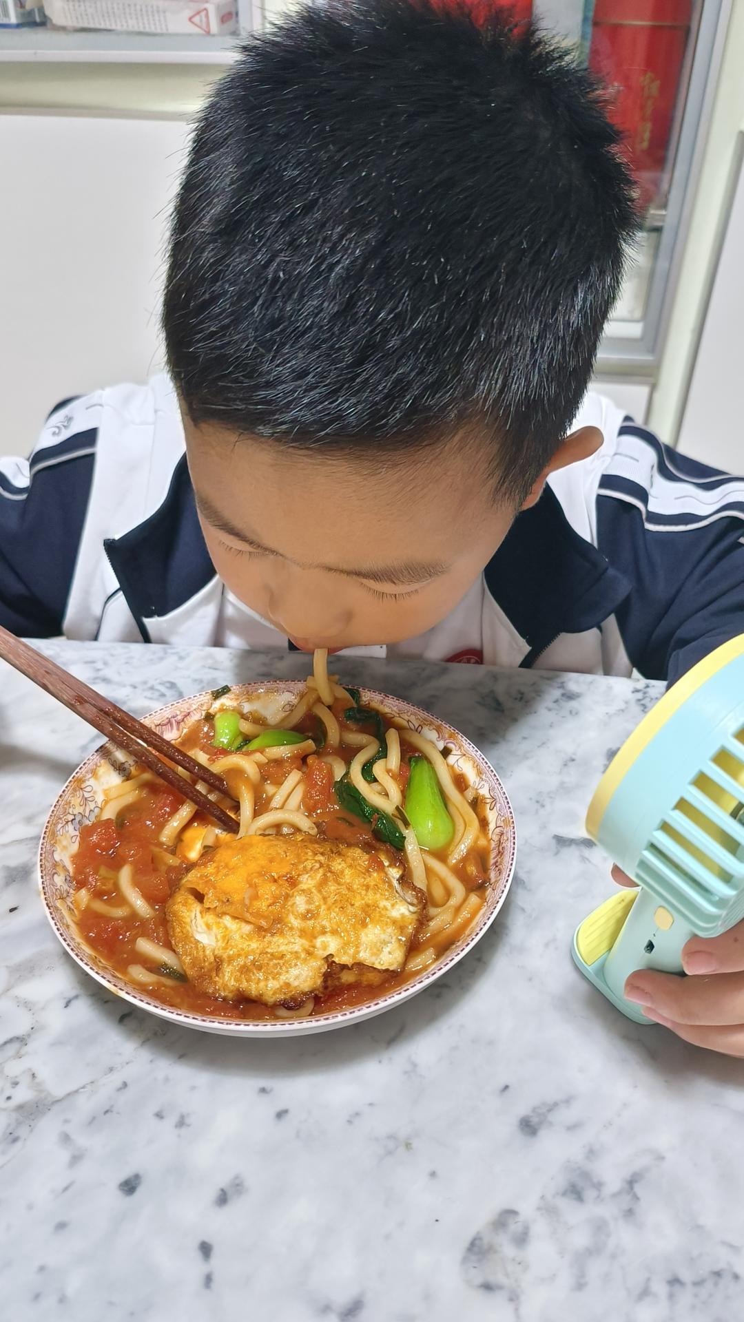 番茄肥牛乌冬面