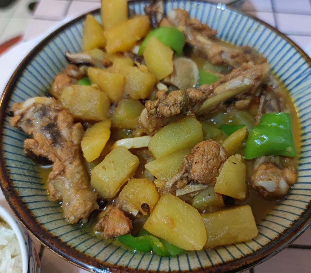 土豆鸡块（黄焖鸡）