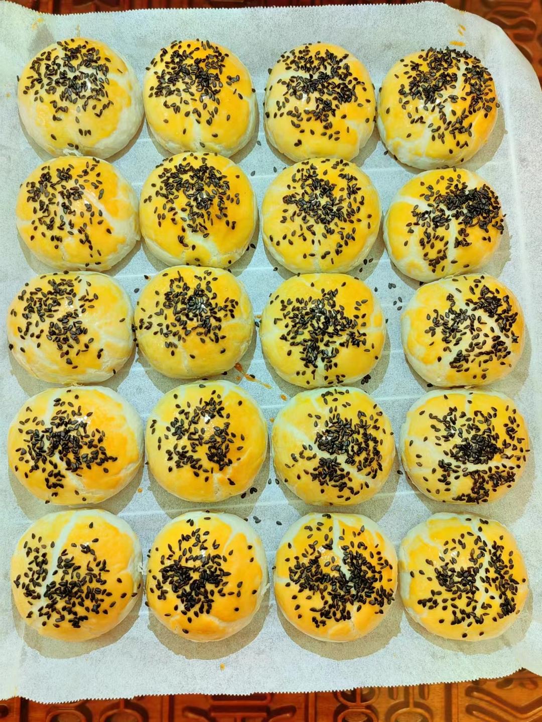 小白都成功的麻薯豆沙蛋黄酥（100个）