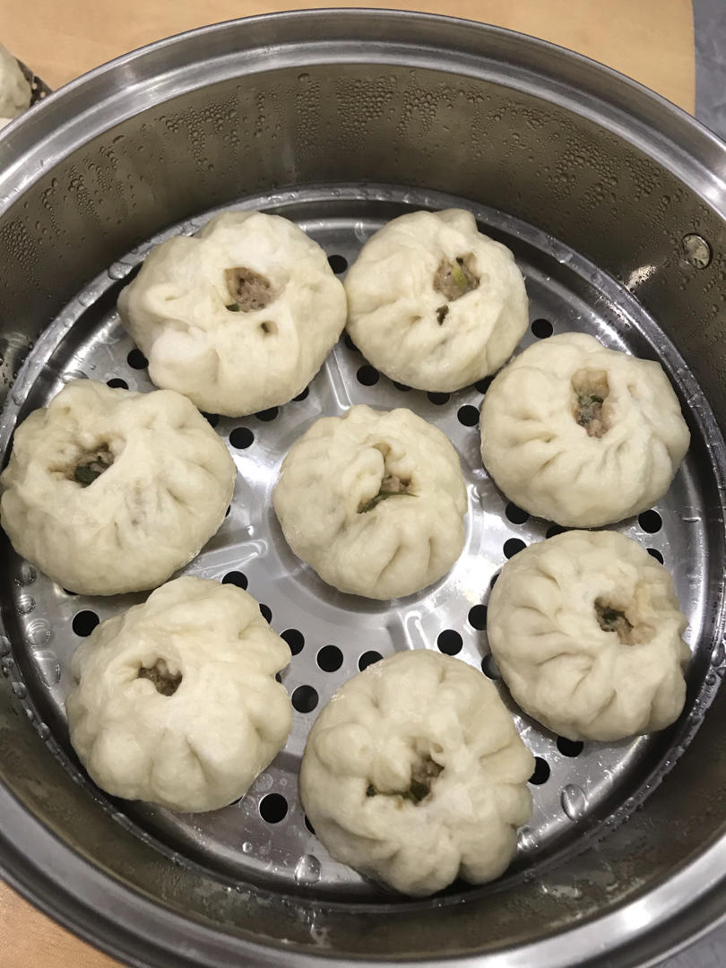 酱肉包子