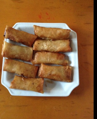 黄芽菜肉丝春卷