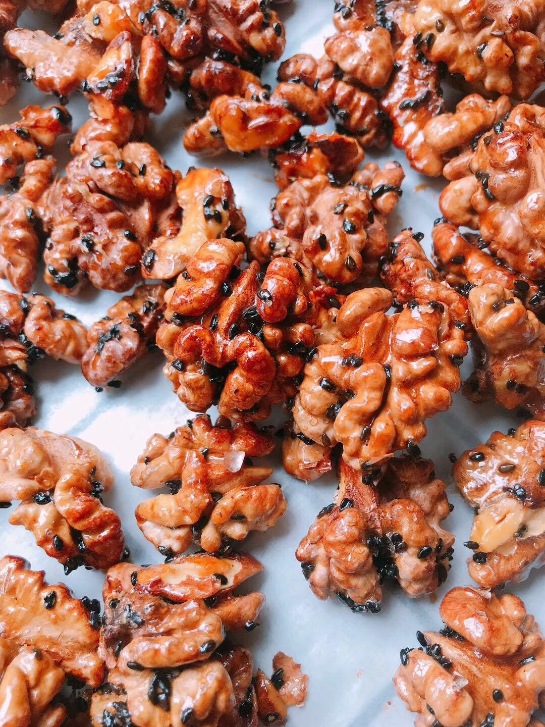 超级好吃的琥珀核桃