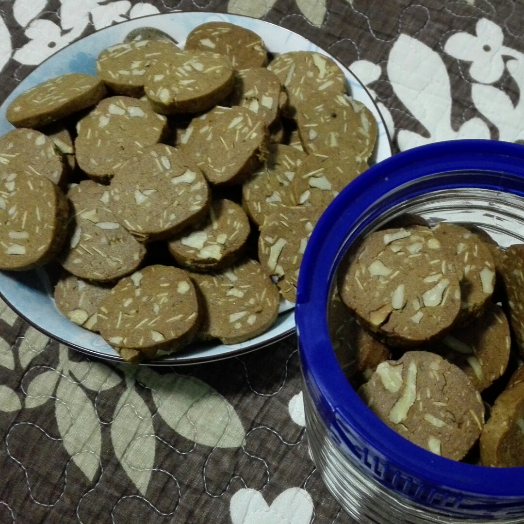 红糖杏仁饼干