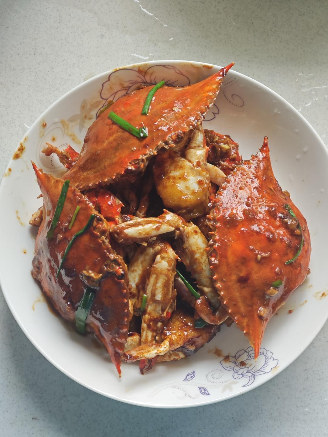葱姜梭子蟹，吃梭子蟹的季节，又鲜又肥