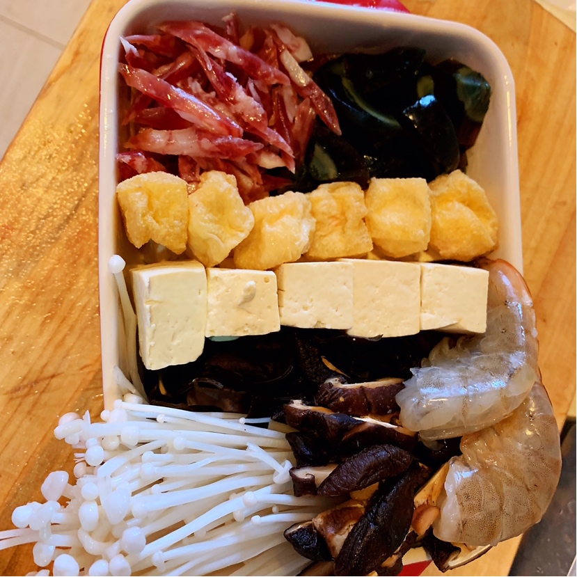 【一人食】健康又下饭的七鲜焖锅的做法 步骤2