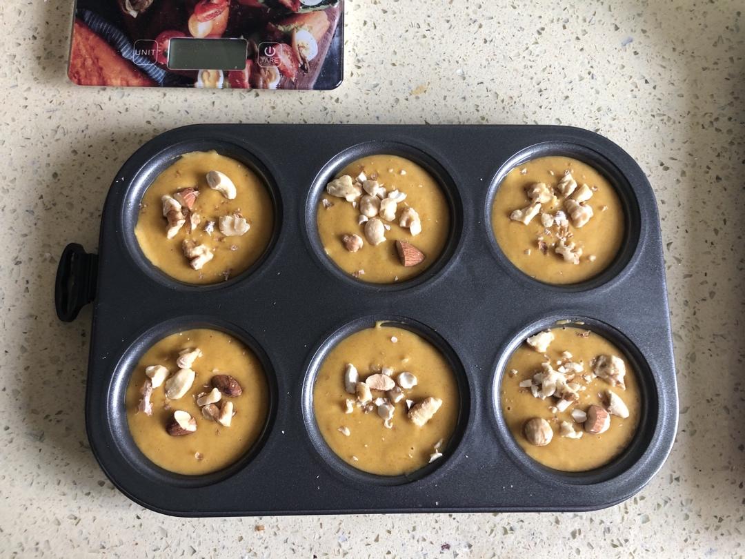 南瓜坚果蛋糕—【北鼎烤箱食谱】