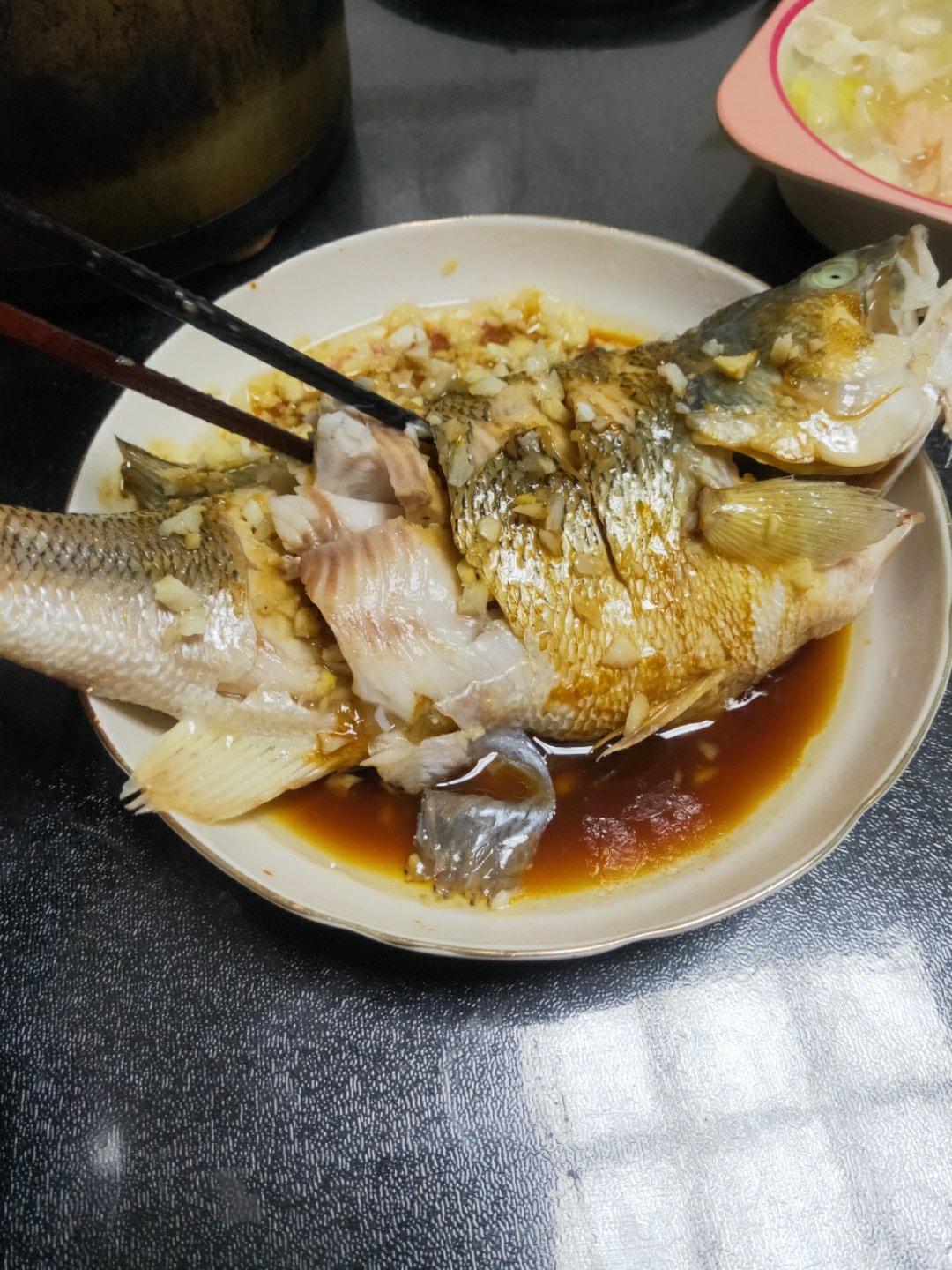 清蒸鲈鱼