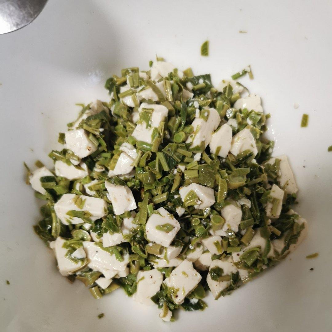 香椿芽拌豆腐