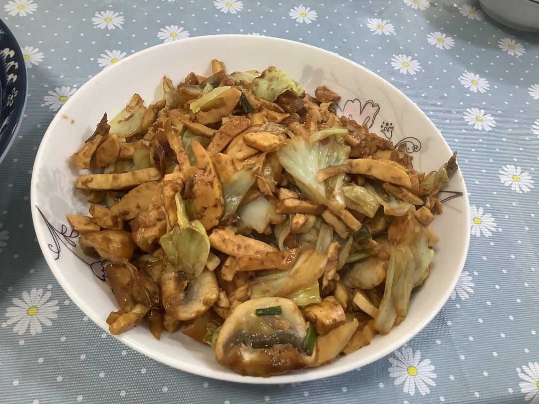 手撕包菜炒香干